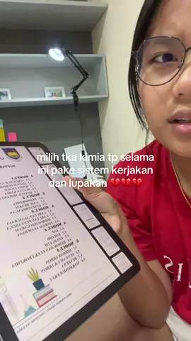 gimana bisa masukin semua rumus ke kepala mungil ini 💔💔 #calondokter #sukses #tkakimia