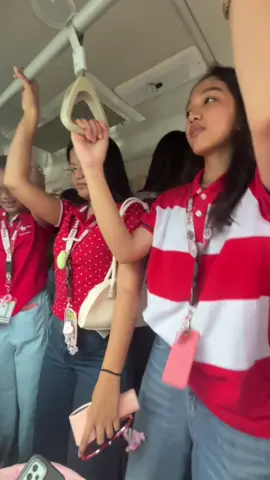 Sumakay ako sa coaster #fypシ゚ #jeepney #viral  @gellyace @mrmsgn @⋅˚₊‧ ୨୧ ari ୨୧ ‧₊˚ ⋅ @kate 