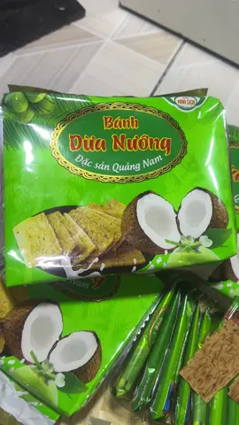 Bánh dừa nướng đặc sản quảng nam , thơm ngon giòn béo #Nganguyenshop #tiepthilienkettikokshop #xuhuongtiktok #banhduanuongquangnam 