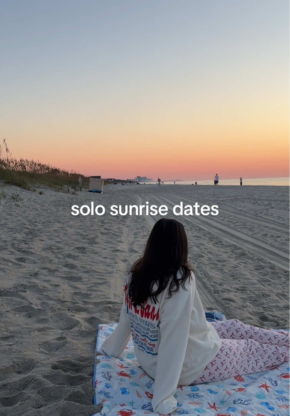 10/10 recommend 🌅🥰 #sunrisedates #solo #peaceful 