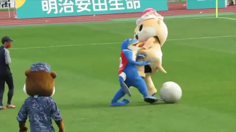 LOVE football⚽️ サッカー得意ですっ☆