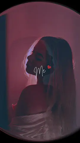 A little orange for warmth, blue for calm, pink for love. Hi, that’s me😇 #SoftGirlAesthetic #SelfPortraitArt #ColorMood #fyp #czechgirl 