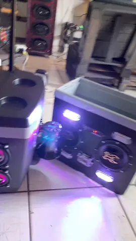 Caixa térmica com som e leds #caixatermicacomsom #fypシ #caixatermica #som #caixadesom 