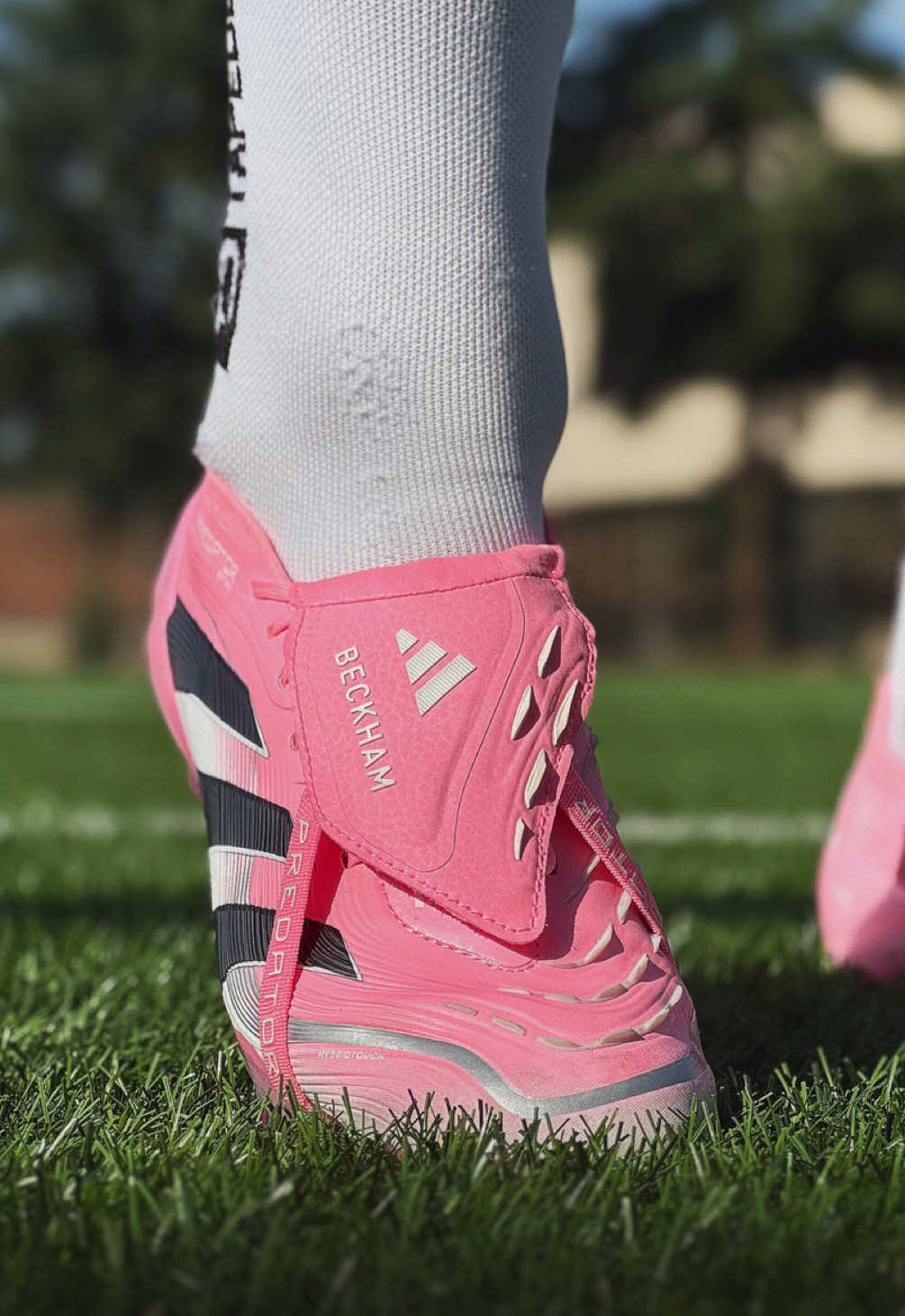 Lovely sounds from new David Beckham’s Adidas Predator 25 FT 🩷✨ Hot or not? 💬  #bootsclub #beckham #footballboots #adidaspredator #predator 