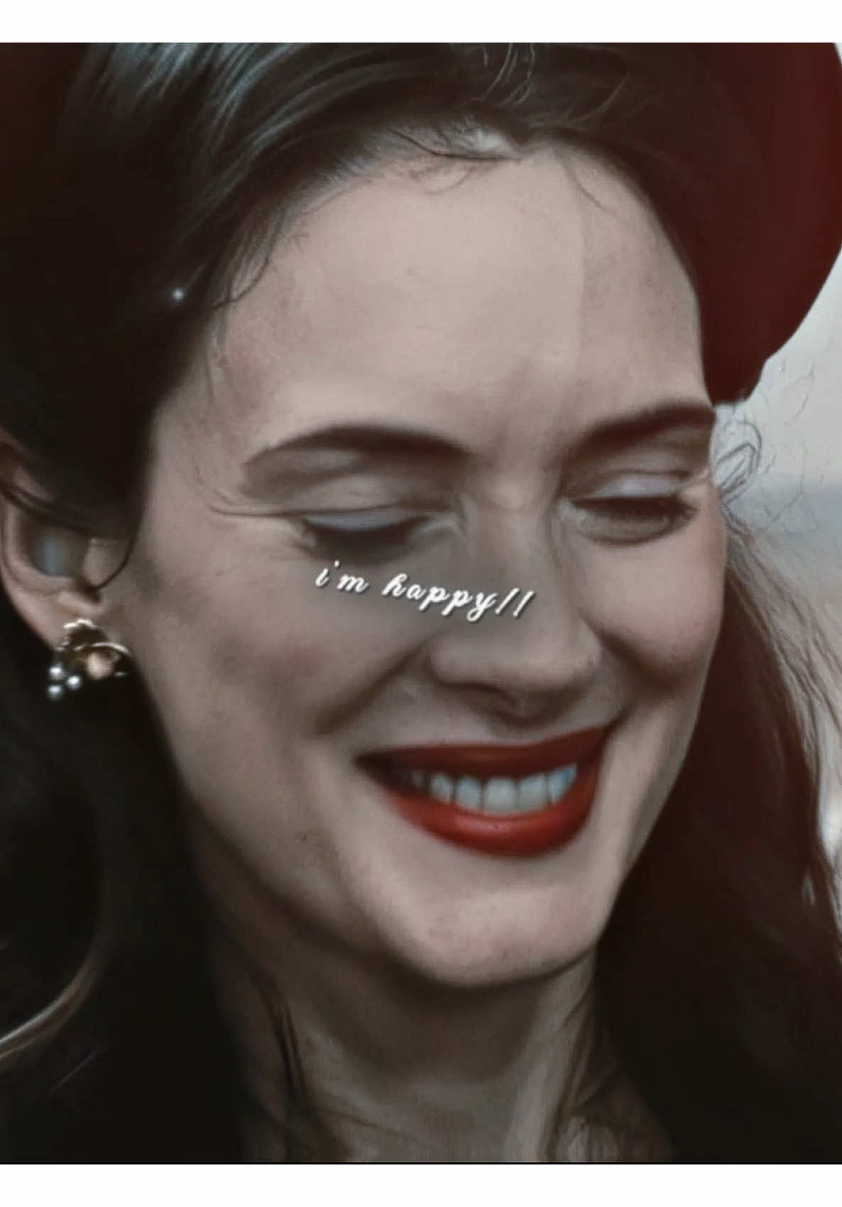 happy birthday little girl @evie !! be always happy and grow old slowly (hehe👵🏻) love ya!! #winonaryder #evelynfinkel #winonaryderedit #birthday #viral | scp vkscenes