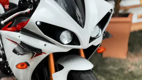 Bashawe 💀🤍 #yamaha #r1 #boysattitude #srilankahighcapacity 