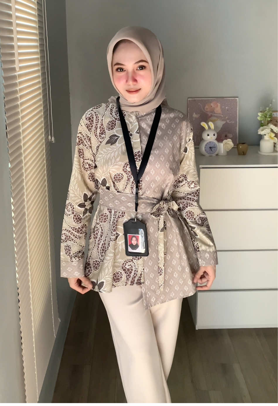 rekomendasi batik cantikk✨🤎#ootdinspiration #batikoutfit #batik #batikkerja #outfit #fashiontrends 