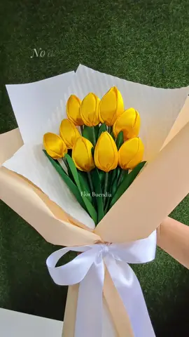 🌻Solicita catálogo de Flores Amarillas🌻 al número📲 954733288 😊 Realizamos envíos a nivel nacional 🇵🇪  #floresamarillas #paratii #floreseternas #paratiiiiiiiiiiiiiiiiiiiiiiiiiiiiiii #fyp 