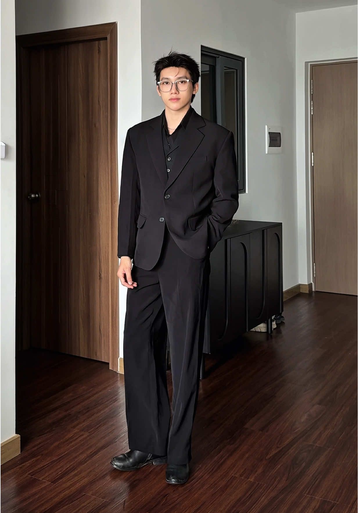Áo blazer cho ae thích style lịch sự,đơn giản mà nó sang sang thì  đừng bỏ qua nha 🥹 #xuhuong #outfit #phoidonam #fyp #qthouse 
