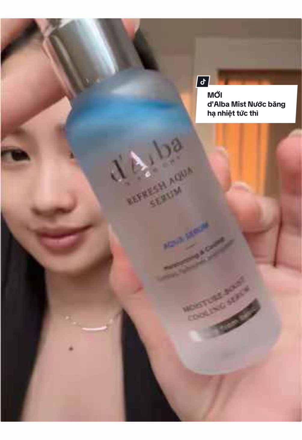 Nhìn lạ hoắc đúng khum! Mist Nước băng hạ nhiệt của dAlba á #duhocsinhhanquoc #plynn99 #dalbavn #coolingmist #icebathmist  