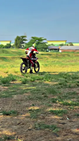 setting dulu sebelum dikirim #motorcross #grasstrack #grasstrackindonesia #fyp #fyppppppppppppppppppppppp 
