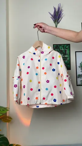 Áo gió lót lưới chấm bi có mũ #aokhoac #aokhoacchobe #aogio #aokhoacgio #ao 