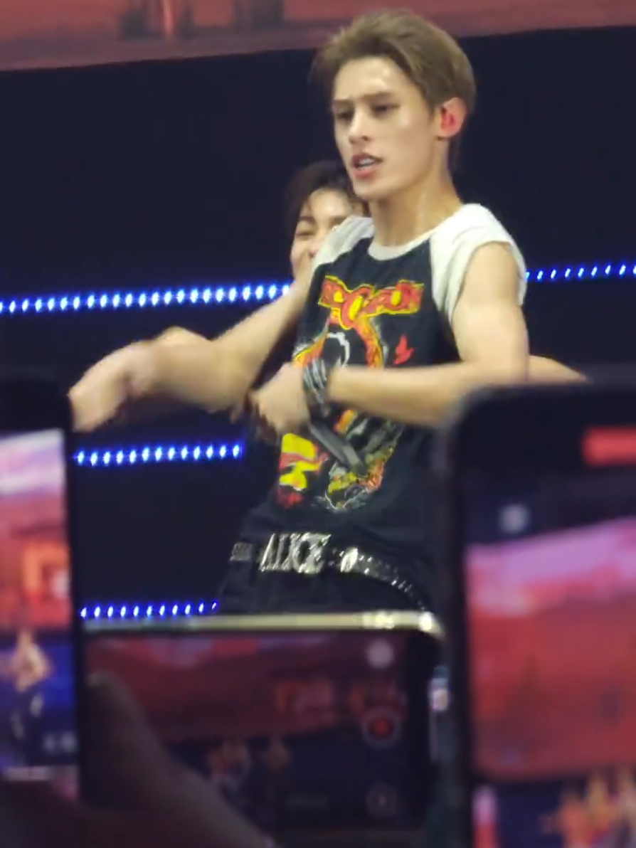 250905 james at kfesta james sexy banget keringetan 😍 #cortis #cortisbighit  #코르티스  #james #zhaoyufan  cr. xiaohongshu