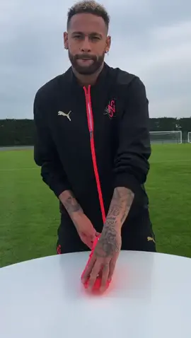 Clipe do Neymar girando a chuteira✋️😝🤚 #neymarjr10 #clips #foryou 