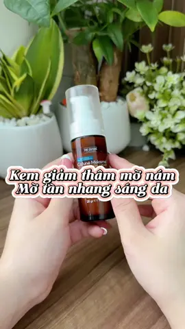 Nó mờ nhìn mặt sáng hẳn lun á mấy bà. Nám tàn nhàng thì bôi thoa ko có hết đc đâu nha mấy bà nó chỉ mờ với hỗ trợ ko mọc thêm thôi nha #kemnam #kemnamtannhang #kemduongda #motham #lamdep 