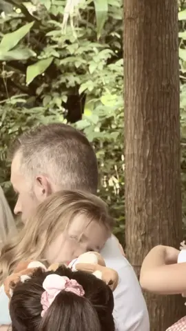 Layla is that you?#Layla Llewelyn #crybetteryetbegmanhwa #litelayla#fypシ゚ #fyp##trending #xyzbca #viral