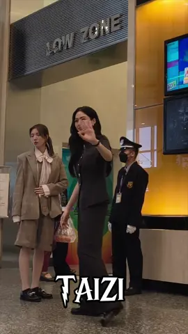 링이올때까지 기다리는 옴 #เพียงเธอ #LingOrm #หลิงออม #linglingkwong #ormkornnaphat