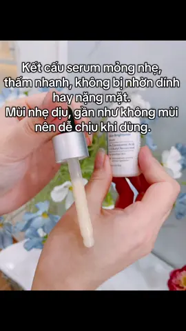 Chị em đang tìm một dòng serum vừa làm sáng da, vừa hỗ trợ giảm thâm sạm nám mà giá học sinh sinh viên thì con Skin Brightener nhà Pharmafom là lựa chọn rất đáng thử #serum #giamthamnam #chămsocda #lamdep 