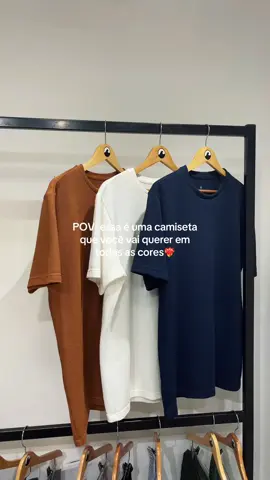Camisa oversized básica e texturizada Várias cores disponíveis pra você arrasar no look! Comenta que te envio o link. . . . . . Grupo de promoções exclusivos para seguidores, se quiser entrar comenta: QUERO #achadinhosshopee #camisaoversized #modamasculina #lookcasual #viralshopee 
