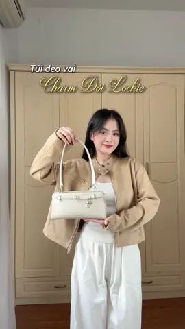 Túi xách thanh lịch nhẹ nhàng đúng chuẩn gu tui #emsocday #tuixachnu #hapas #lockandlove 