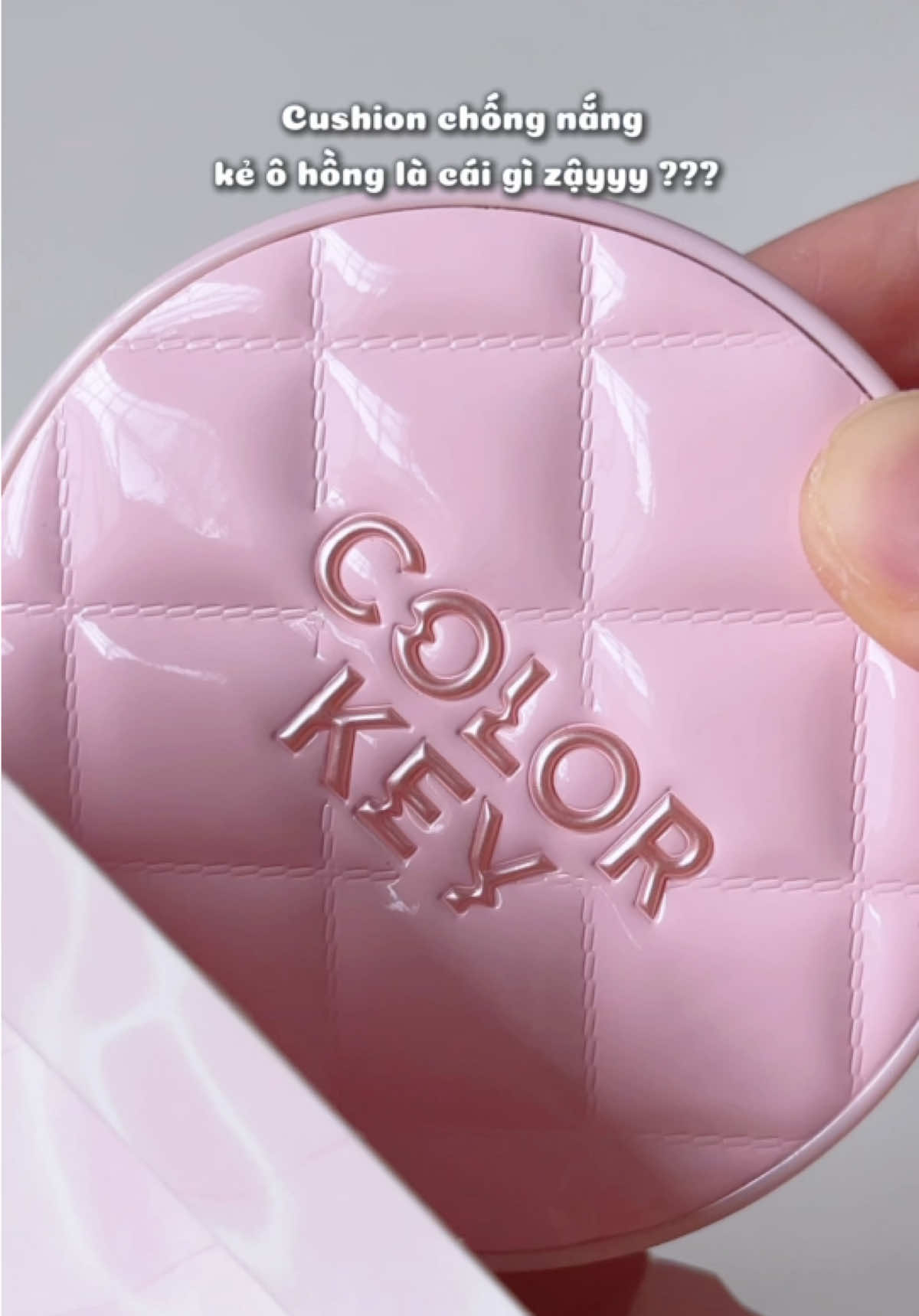 Cushion của nhà Colorkey công nhận hot ghê í, lướt đâu cũng thấy mọi người dùng mà lượt bán của hãng khủng thiệt. Nay tui mua dìa review luôn nhen #review #reviewcushion #cushion1cham #cushioncolorkey #colorkeyvietnam	