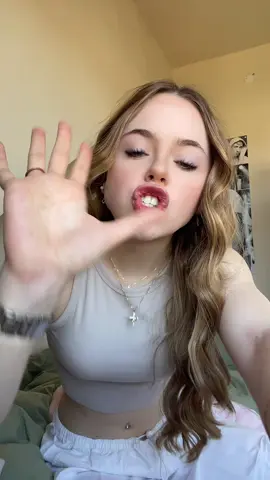 Een draft die mss een draft moest blijven idk 😭