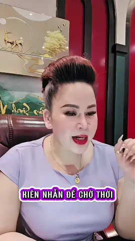 Kiên Nhẫn Để Chờ Thời