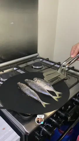 Napaka useful ng BBQ non-stick pan na to guys pwede pang outdoor at indoor😊 #bbqnonstickpan  #barbecuenonstickpan  #ihawannonsticky  #ihawanngisda  #ihawanngkarne 