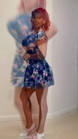Happy Friday🥰 #fypシ゚viral #smiley #fyp #friday #dress  