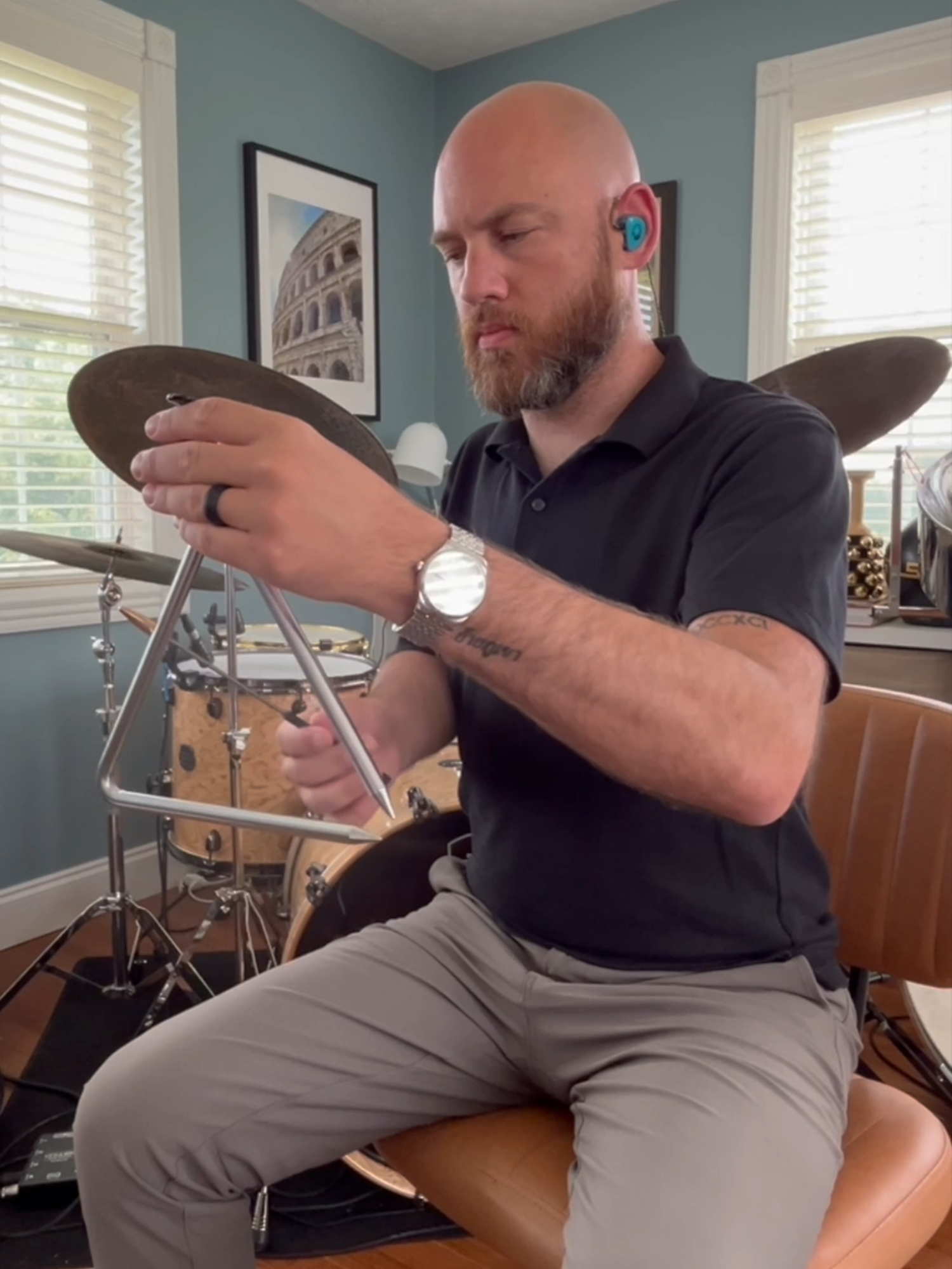 Don’t Overlook the Overture Series 👀 Accessory percussion instruments are one of the easiest upgrades for your percussion program! Overture Triangles 🔺 are available now in 6 and 8 inch sizes from your favorite percussion retailers. 🛍️ 🎶🎧 Play along music available at hopperpercussion.com #blackswamppercussion #triangles #percussion #bandteacher