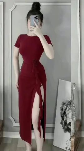 Đầm body nhún eo xẻ tà đính hoa sang chảnh  #vaybody #đầmbody #dambody #dambodydep #váybody 