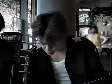galau semuanya galauu 😔😔😔 #jaemin 