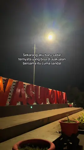 Cuma sandal🥹🤭#storywhatsapp #storykatakata #storywa #katakata #story 