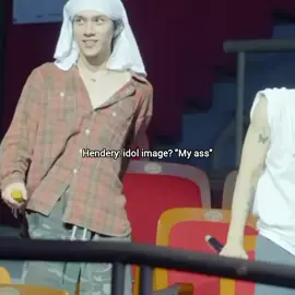 He doesn't care😭 #hendery #wayv #nct #foryoupage #viral 