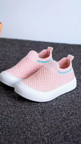 Sepatu Slip On Rajut Anak Laki-laki Dan Perempuan Empuk Untuk Usia 1-7 Tahun Murah Kekinian #sepatusliponanak #sepatuanaklakilaki #sepatuanakperempuan #sepatuanakmurah #sepatuanakkekinian 