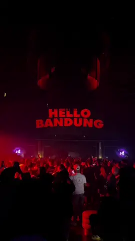 Opening @Whisnu Santika  🔥🔥  #whisnusantika #club #bandung #indobounce 