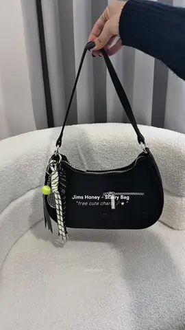 Plis cakep banget 🖤✨ #taswanita #jimshoney #shoulderbag #tasbahu #slingbag 