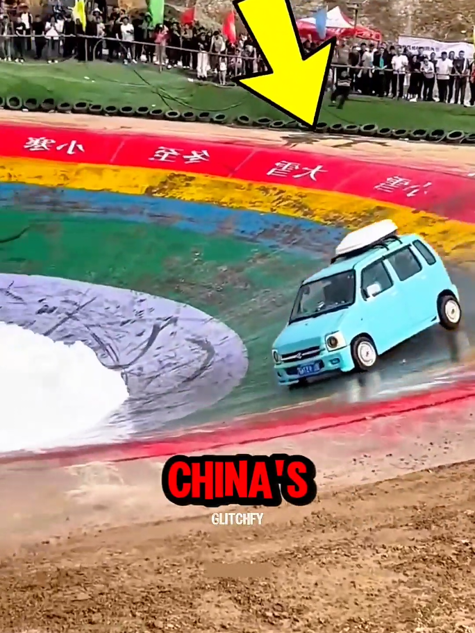 China’s Wild Foam Pit Challenge 🚗💨 This is China’s insane foam pit challenge! Drivers try to push their cars out of a giant pit filled with slippery foam. The twist? The grip is so low that cars keep spinning in circles, struggling to escape. Some make it out with crazy speed, while others get stuck inside. Looks easy, right? But in reality—it’s super risky! Would you dare to try this challenge? #china #pit #challange #fyp #foryou 
