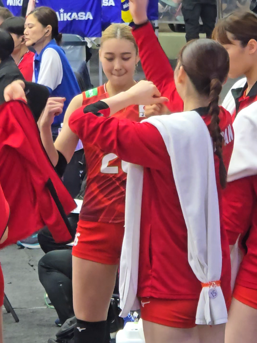 Yoshino น่ารักจัง🥰🇯🇵 เต้นได้หมด😅🎉 #วอลเลย์บอลหญิงชิงแชมป์โลก2025 #japanvolleyball #volleyball #วอลเลย์บอล #วอลเลย์บอลหญิง 