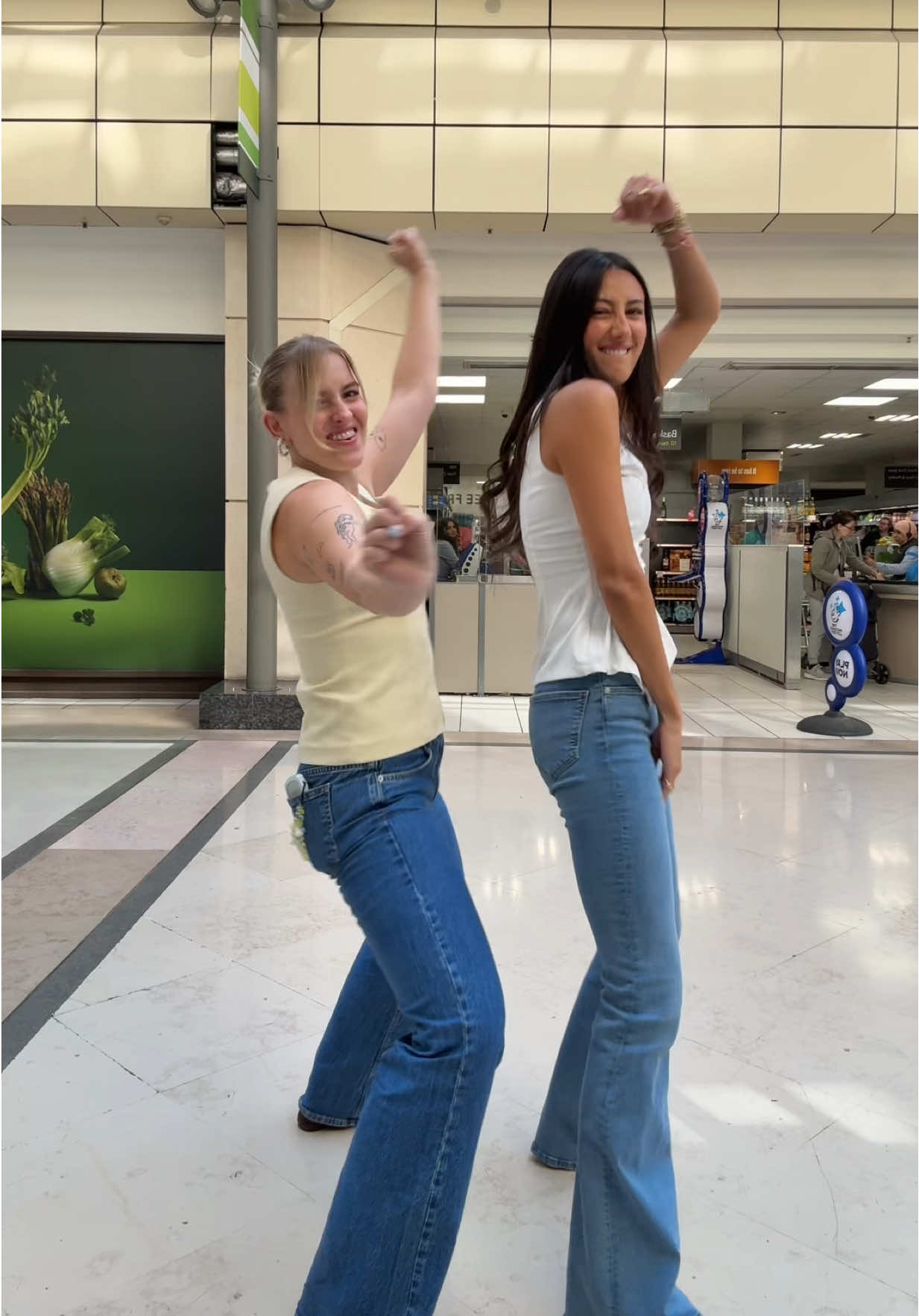 #whichone #1ergaou #dancecore #djbooth #vibess 