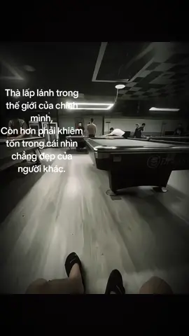 thà lấp lánh trong thế giới của chính mình còn hơn...#kedoi#nguoita#chill #xahoi #xuhuongtiktok 