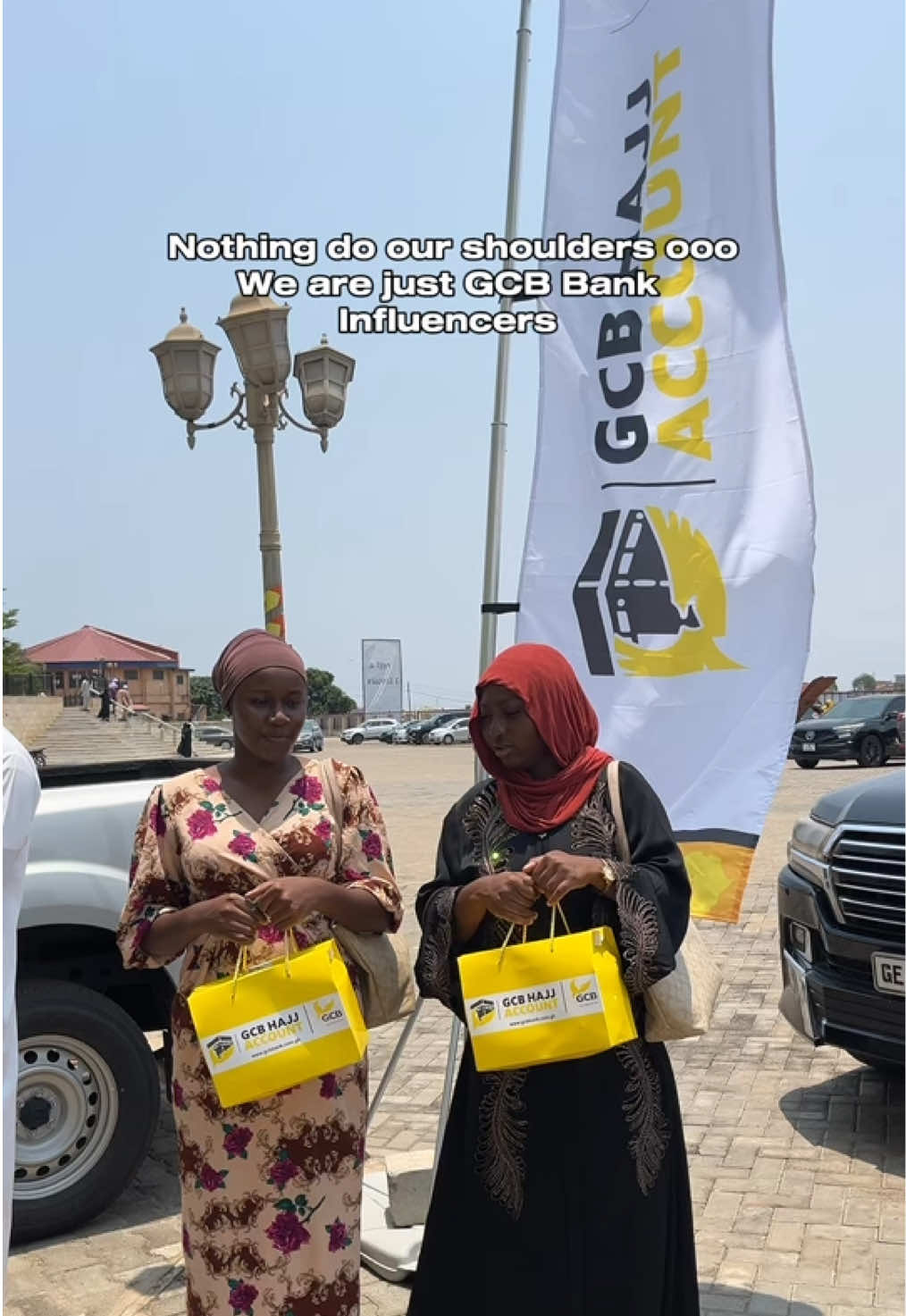 Nothing do our shoulders oooo 😝🤣 @GCB BANK PLC  #fyp 