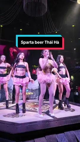 Đem yêu thương về với Hà Nội phố ❄️☃️  #mochiii #acventertainment 