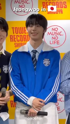 Iba ang ihip ng hangin sa Pinas ~ atapang atao Jeongwooooo 🤭🔥 @0906fan #ahof_official #AHOF #아홉  #SEOJEONGWOO #서정우 