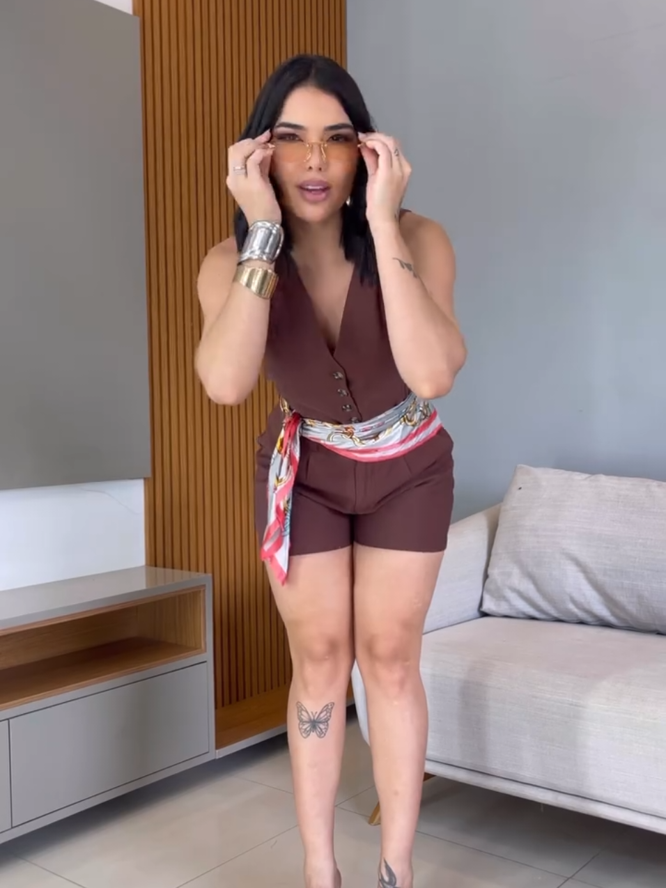 Conjunto Colete, Short Alfaitaria  #conjuntofeminino #roupasfemininas #tiktokshop #conjunto #fornecedoresderoupas 