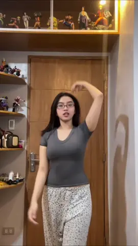 bosen banget ihh malem minggu gini😔 #cewehyper#ladiesjakarta#fyp