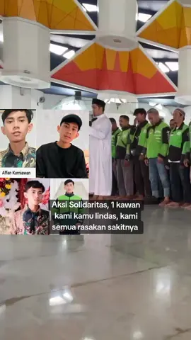anak Sholeh si baik hati 😭🥺🥺 Affan Kurniawan surga untukmu Al Fatihah.😭🥺terimakasih bnyk bwt KK KK semuanya Ats doa untuk almarhum Affan Kurniawan ia lahir tahun 2004 anak seusianya mungkin sedang sibuk kuliah mencari jati diri bermain bersama teman atau menyiapkan kelulusan namun affan harus berpulang semalam akibat dilindas oleh mobil baja polisiaffan saat itu sedang mengantarkan pesanan affan tidak ikut demo krasi terbang yang tinggi affan surga untukmu di MLM Jumat meninggal di bulan kemerdekaan meninggal pas lagi mencari rejeki buat keluargasahid bang affan kau seorang pahlawan syurga adlh tempt mu bang Affan ya Allah sakit banget aku surga untukmu anak Sholeh si baik hati.