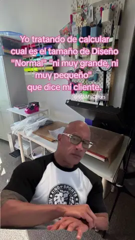 Cuando “normal” se convierte en la medida más difícil de calcular 🤯😂 ¿A alguien más le pasa con sus clientes? 👀 #Meme #MemeCut #CapCut 