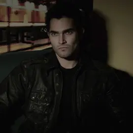 Derek hale and him 😩🙏🏻🙏🏻 #teenwolf #derek #derekhale #derekhaleedit #teenwolfedit 