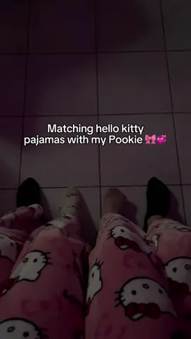 Tag him/her ASAP 💕 #hellokitty #couplegoals #hellokittylover #hellokittypajamas #couples 